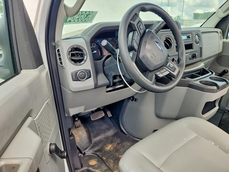 2024 FORD ECONOLINE E350 SUPER DUTY CUTAWAY VAN — Фото 8 из 12