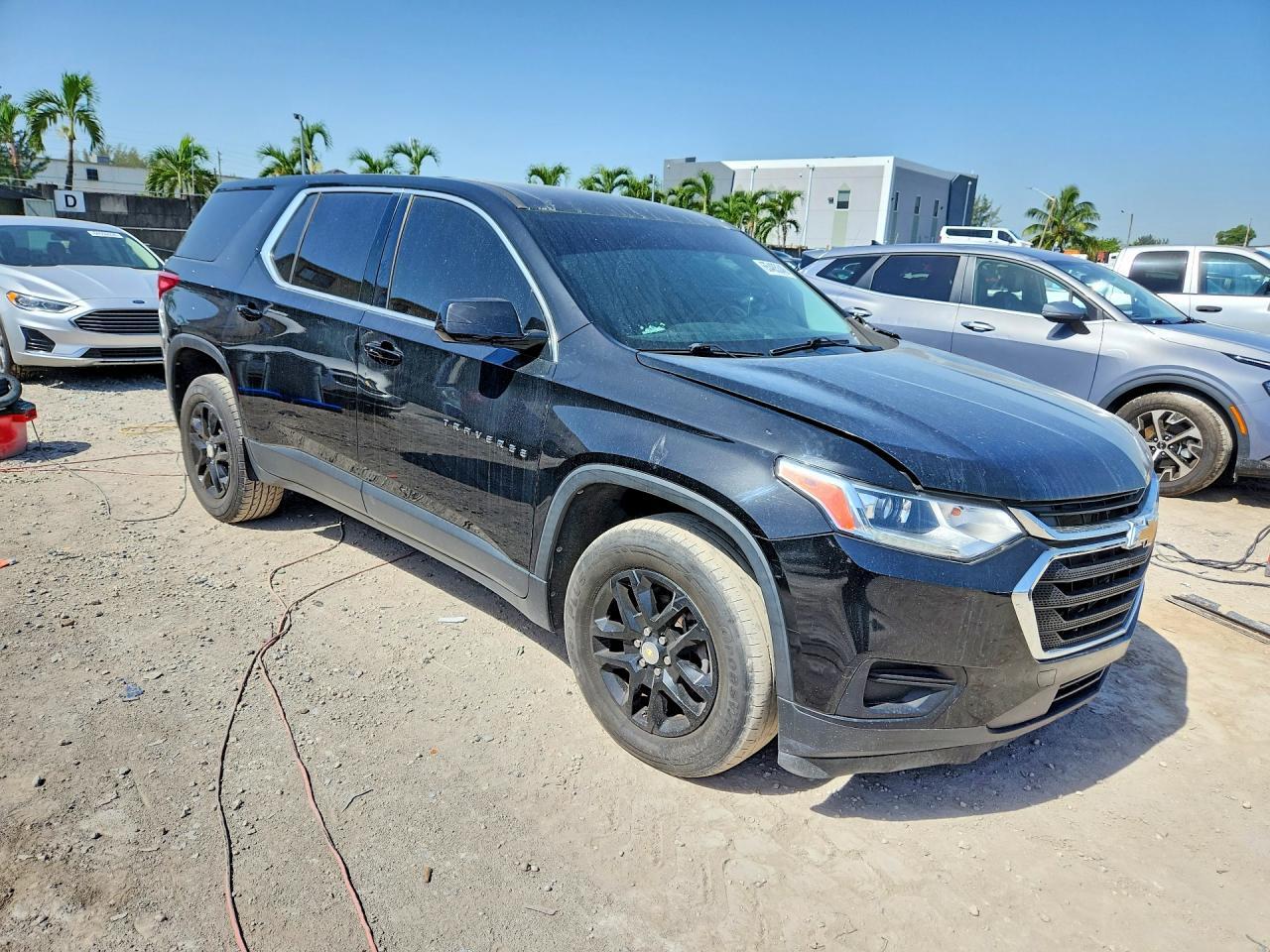 2020 CHEVROLET TRAVERSE LS — Фото 4 из 13