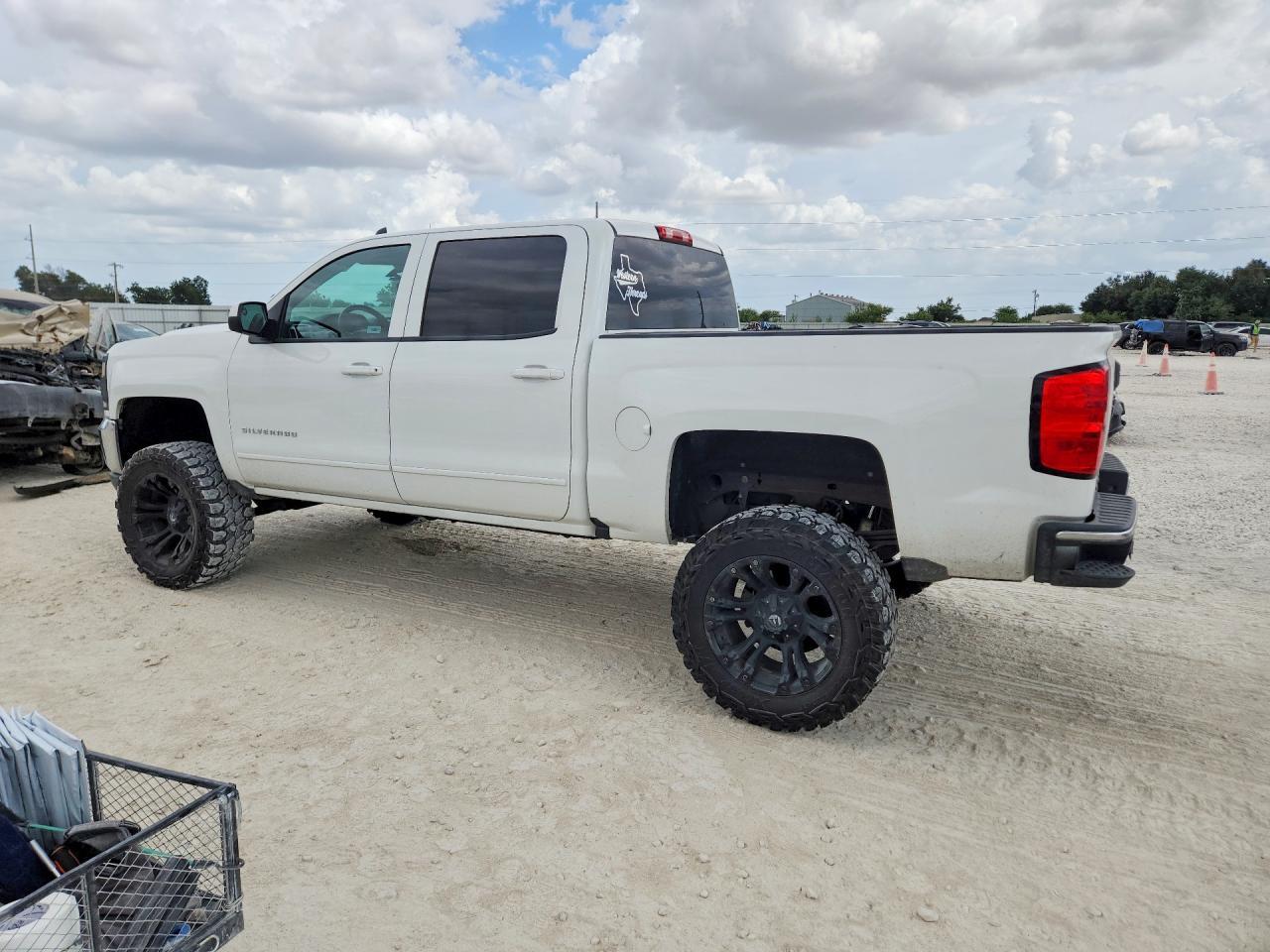 2016 CHEVROLET SILVERADO K1500 LT — Фото 2 из 12
