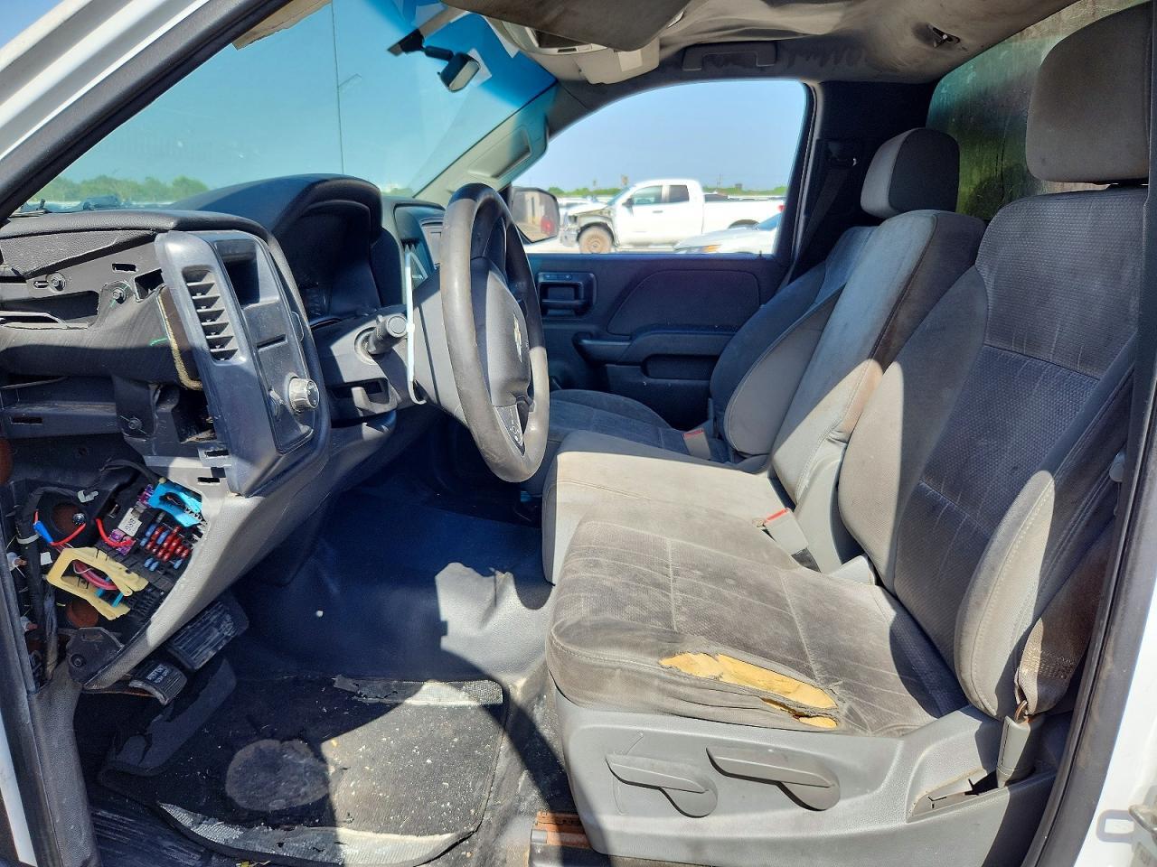 2016 CHEVROLET SILVERADO C2500 HEAVY DUTY — Фото 7 из 12
