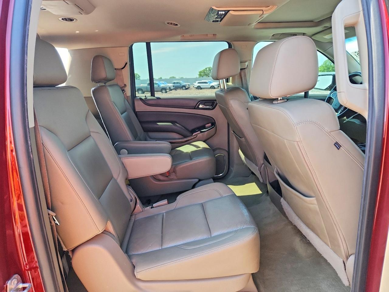 2016 CHEVROLET SUBURBAN C1500 LT — Фото 11 из 13