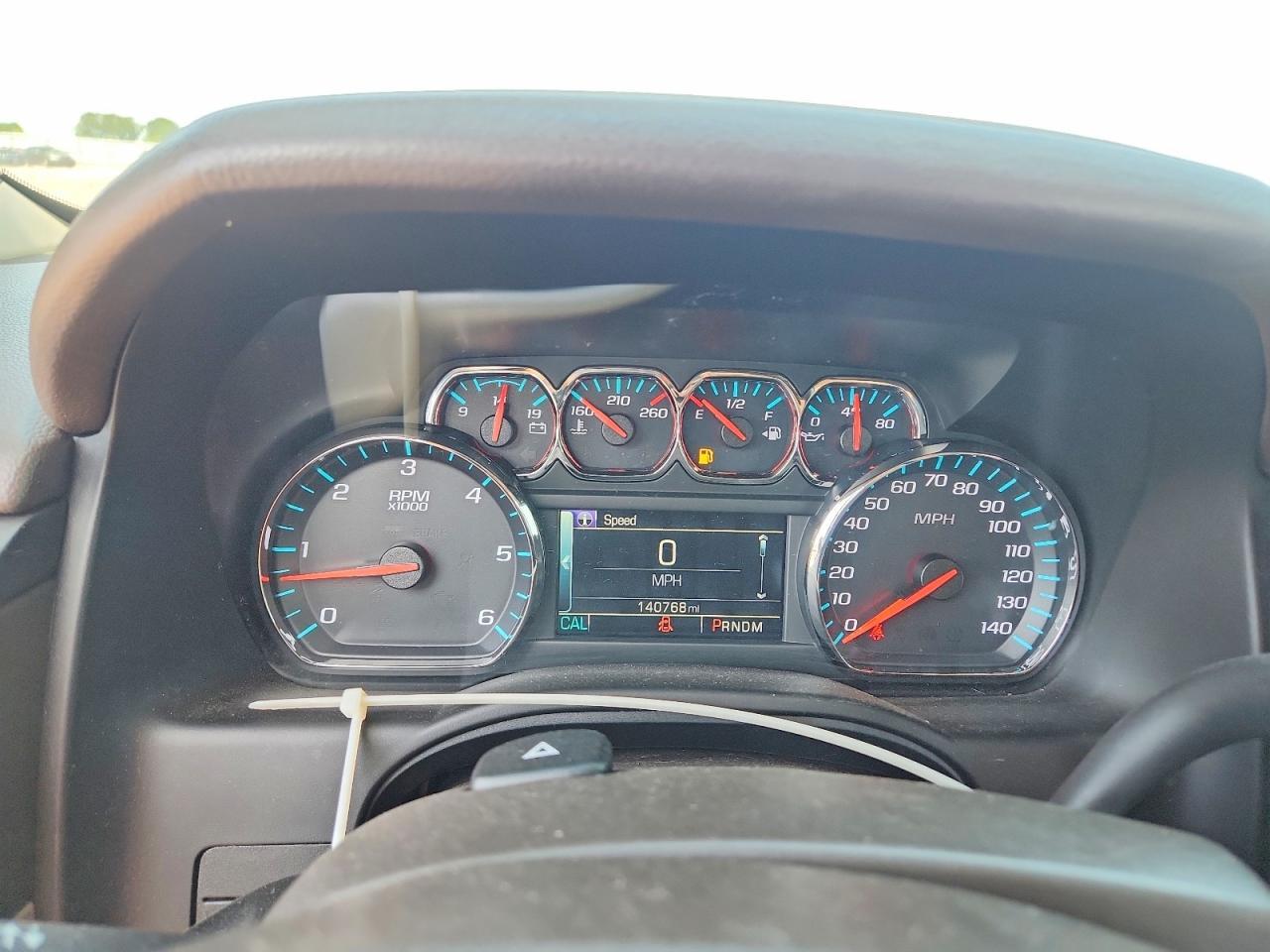 2016 CHEVROLET SUBURBAN C1500 LT — Фото 9 из 13