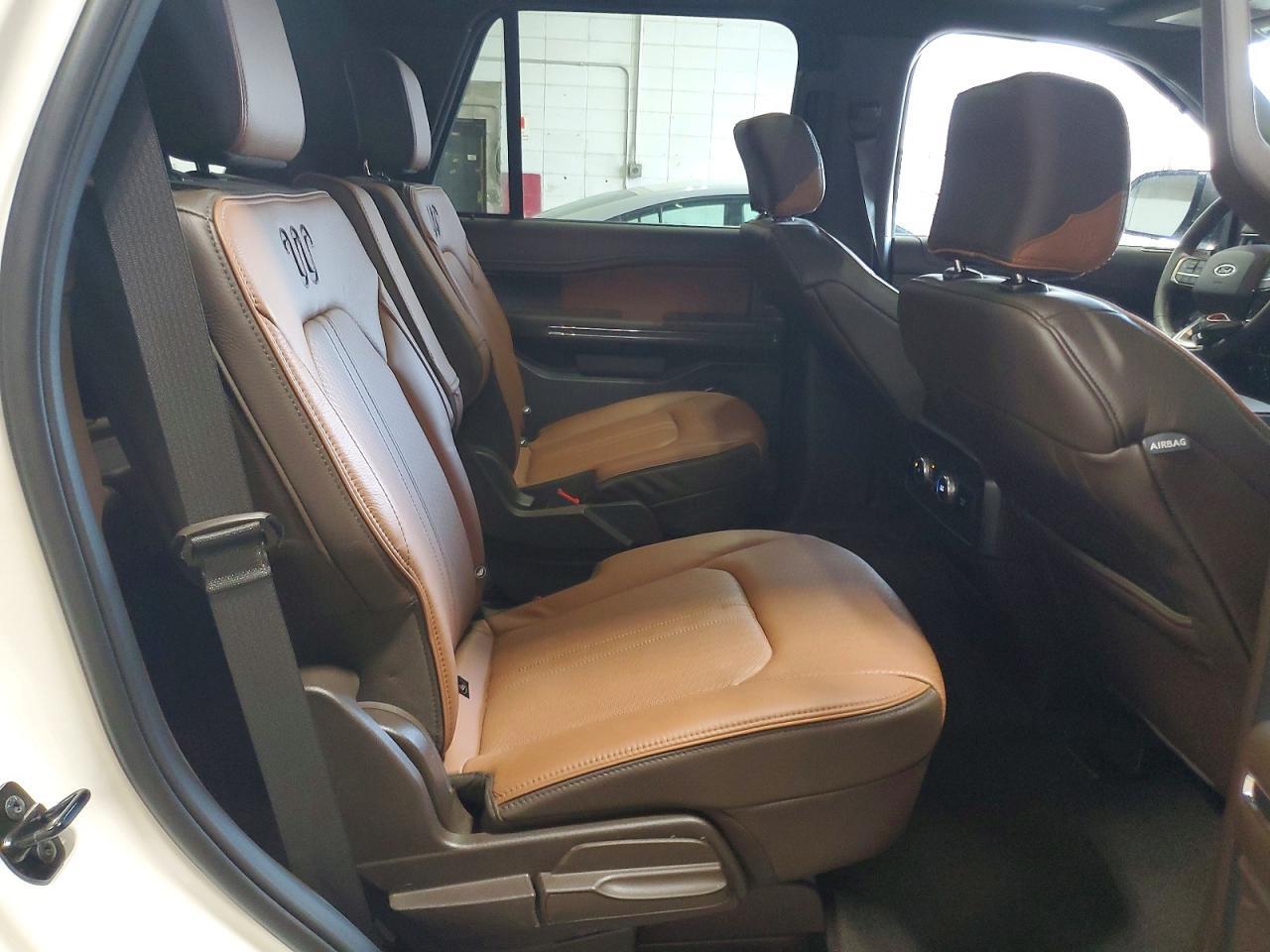 2024 FORD EXPEDITION KING RANCH — Фото 11 из 13
