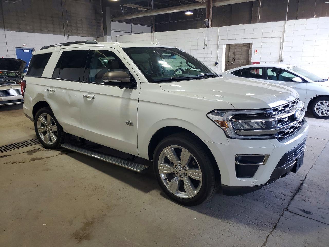 2024 FORD EXPEDITION KING RANCH — Фото 4 из 13