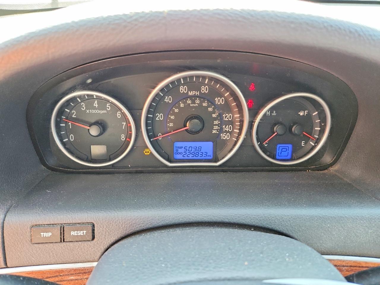KM8NU13C88U034659 2008 HYUNDAI VERACRUZ photo no. 9