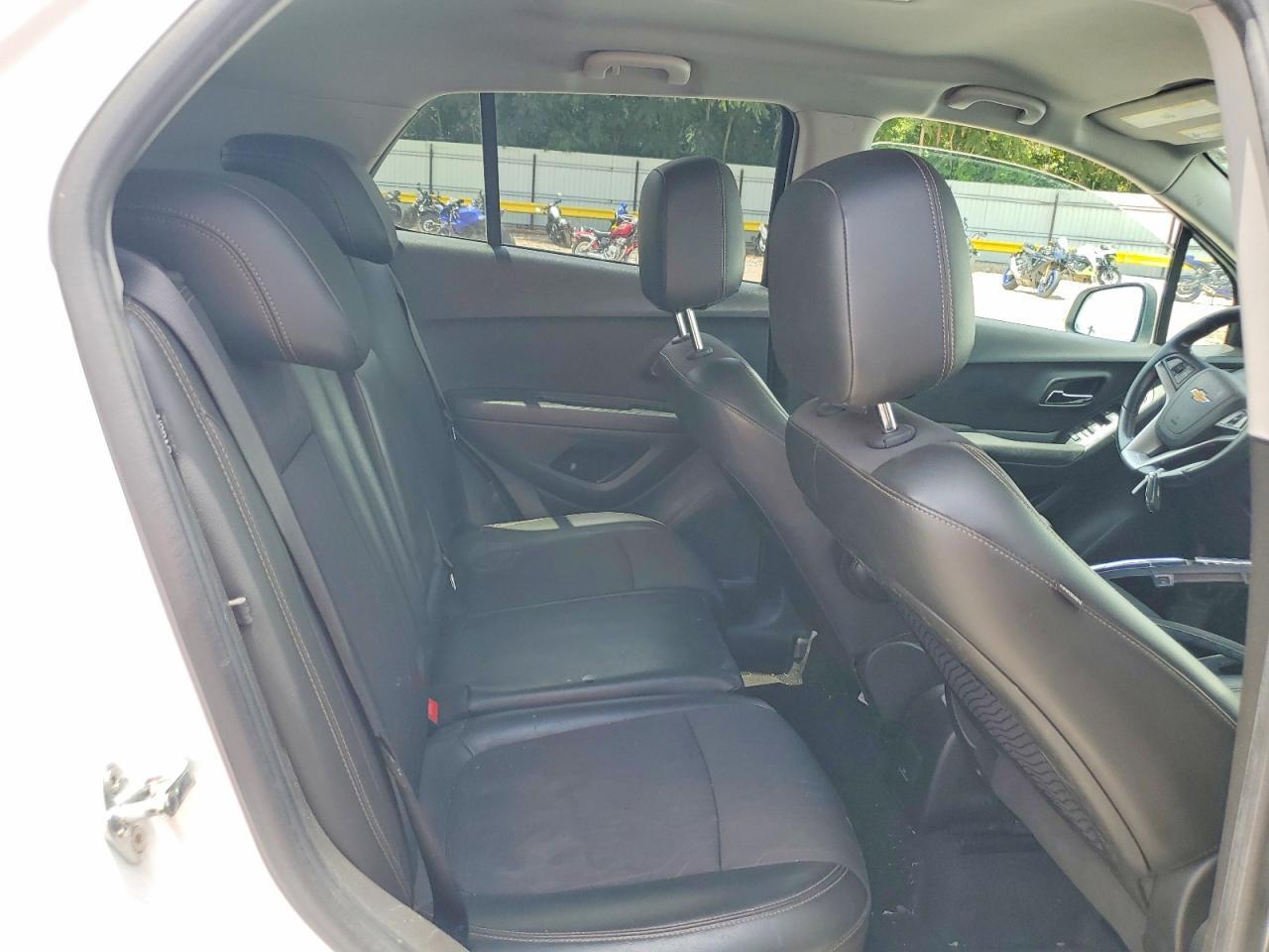 2020 CHEVROLET TRAX 1LT — Фото 10 из 12
