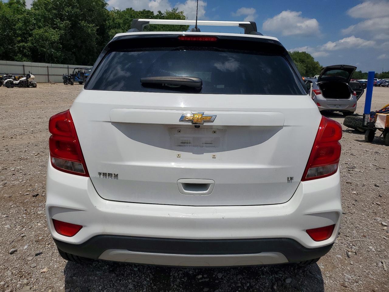 2020 CHEVROLET TRAX 1LT — Фото 6 из 12