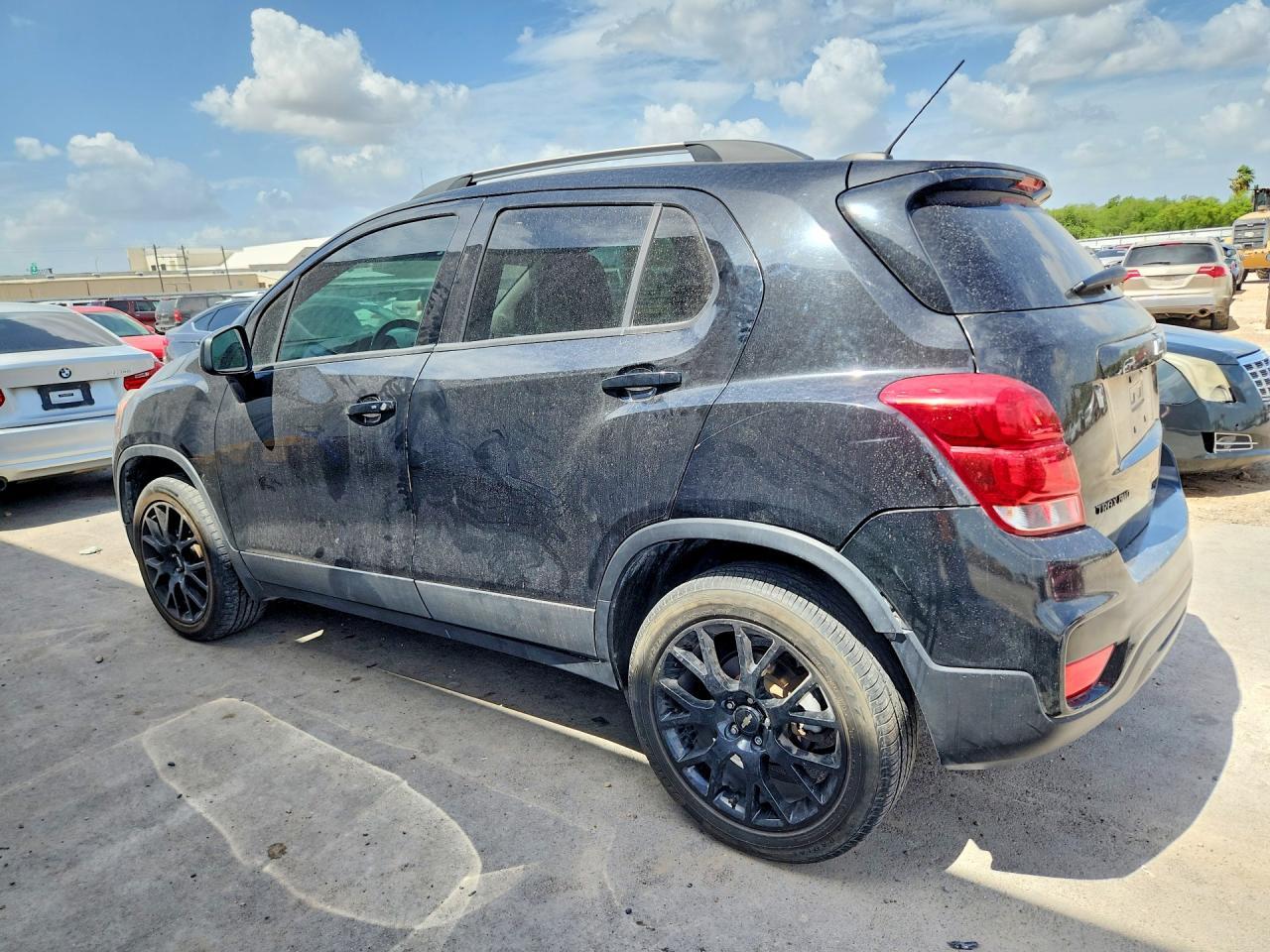 2020 CHEVROLET TRAX 1LT — Фото 2 из 12