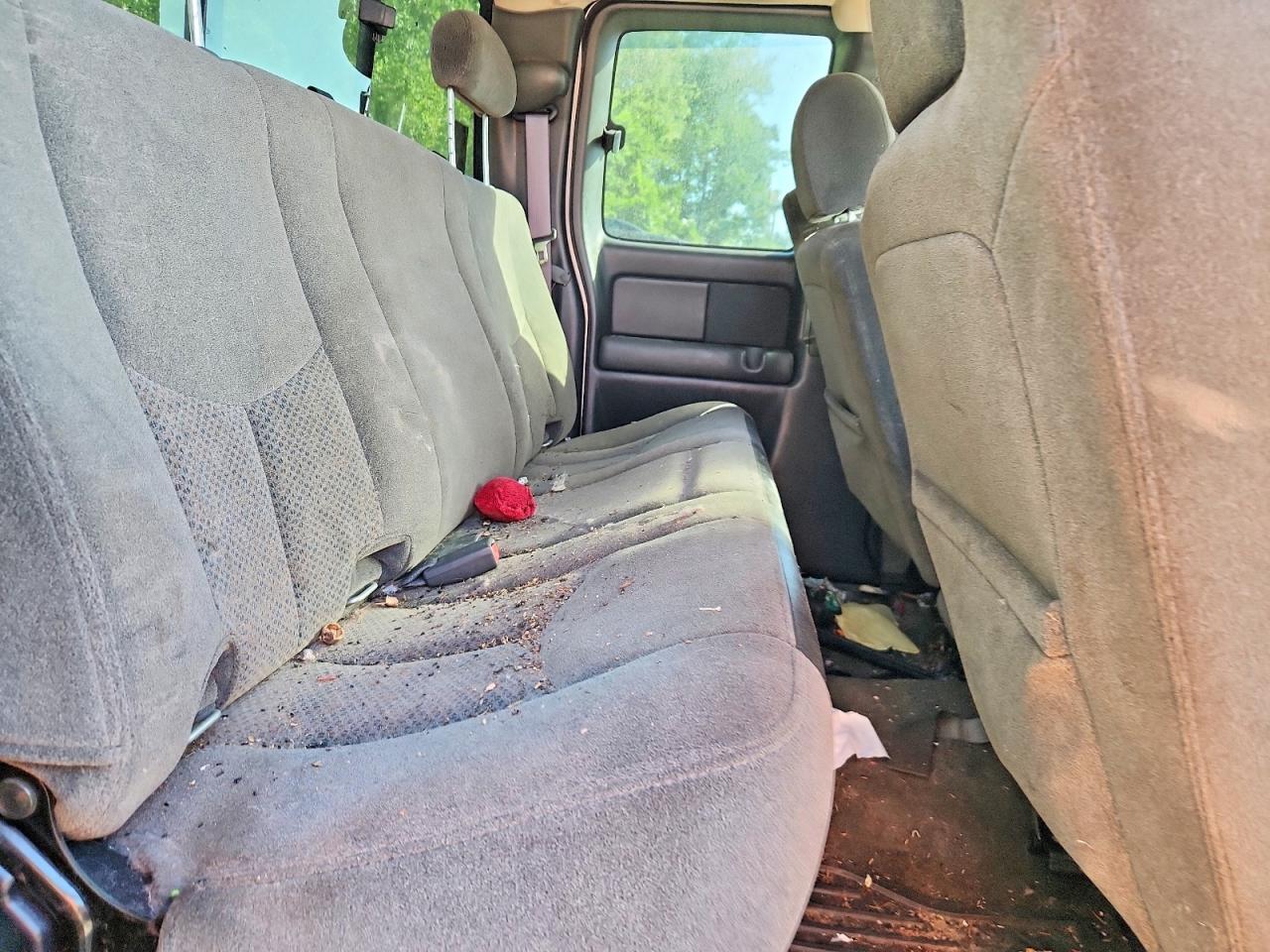 2005 CHEVROLET SILVERADO K2500 HEAVY DUTY — Фото 10 из 12