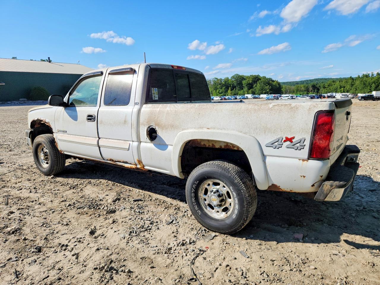 2005 CHEVROLET SILVERADO K2500 HEAVY DUTY — Фото 2 из 12