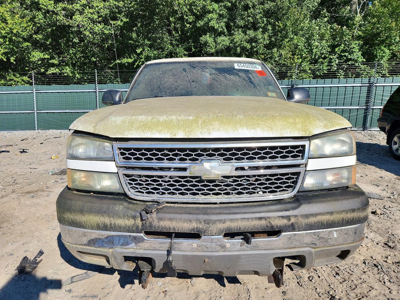 2005 CHEVROLET SILVERADO K2500 HEAVY DUTY — Фото 5 из 12