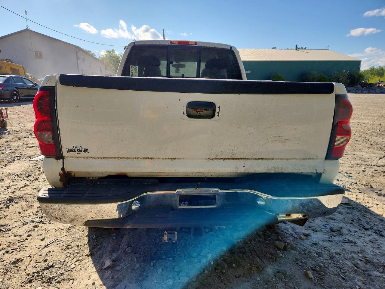 2005 CHEVROLET SILVERADO K2500 HEAVY DUTY — Фото 6 из 12