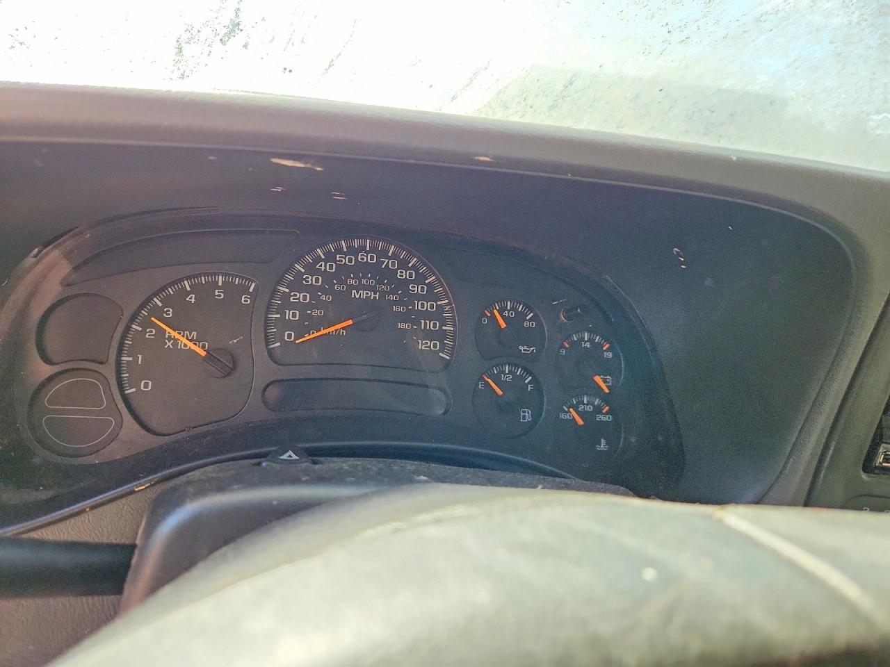 2005 CHEVROLET SILVERADO K2500 HEAVY DUTY — Фото 9 из 12