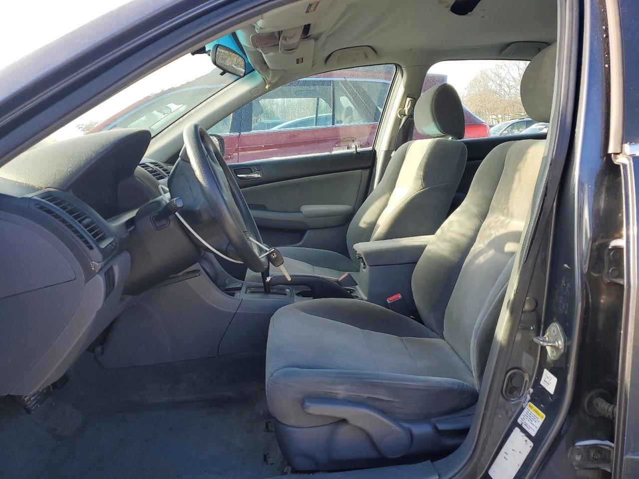 2005 HONDA ACCORD LX — Фото 7 из 12