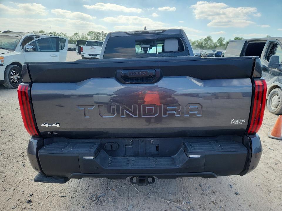 2024 TOYOTA TUNDRA SR5 — Фото 6 из 12