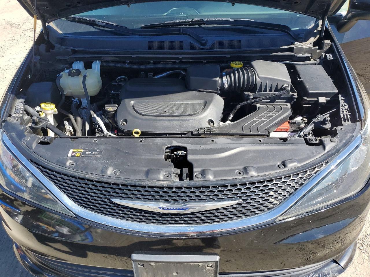 2020 CHRYSLER VOYAGER LXI — Фото 12 из 13