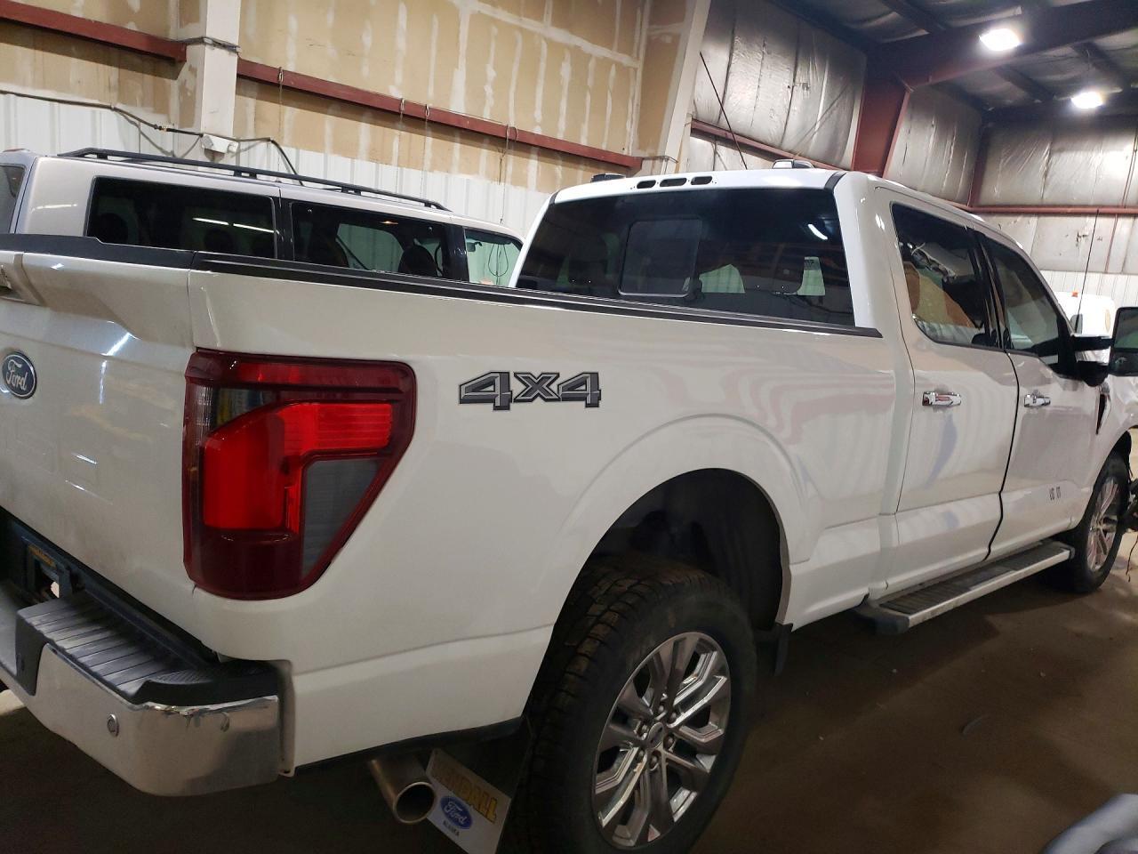 2024 FORD F150 XLT — Фото 3 из 12