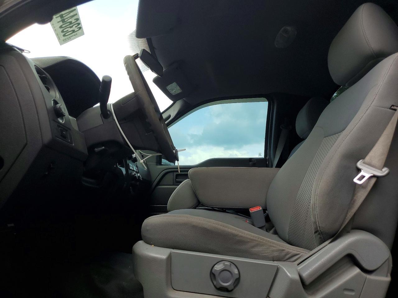 2012 FORD F150 — Фото 7 из 12