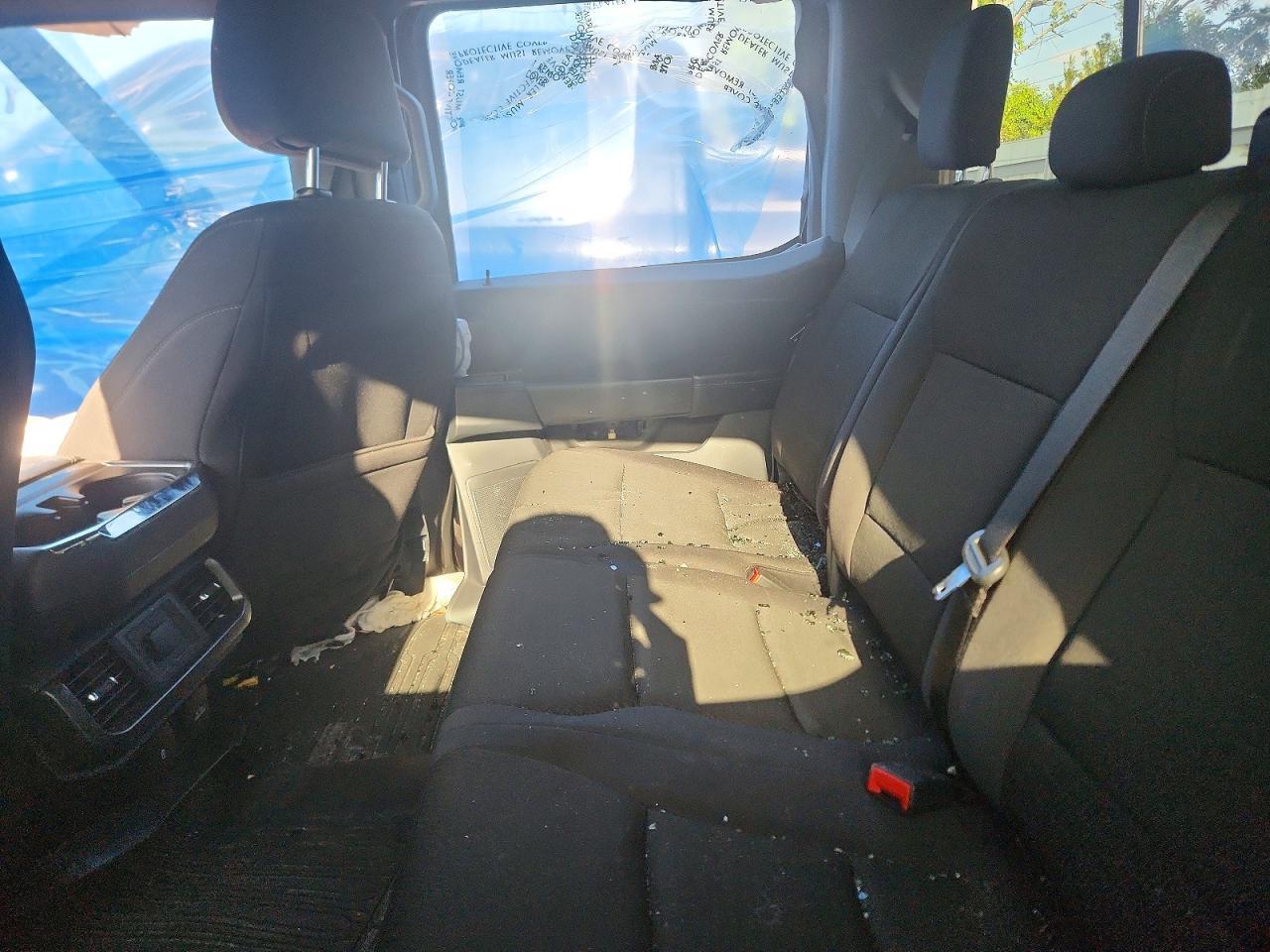 2024 FORD F150 XLT — Фото 10 из 12