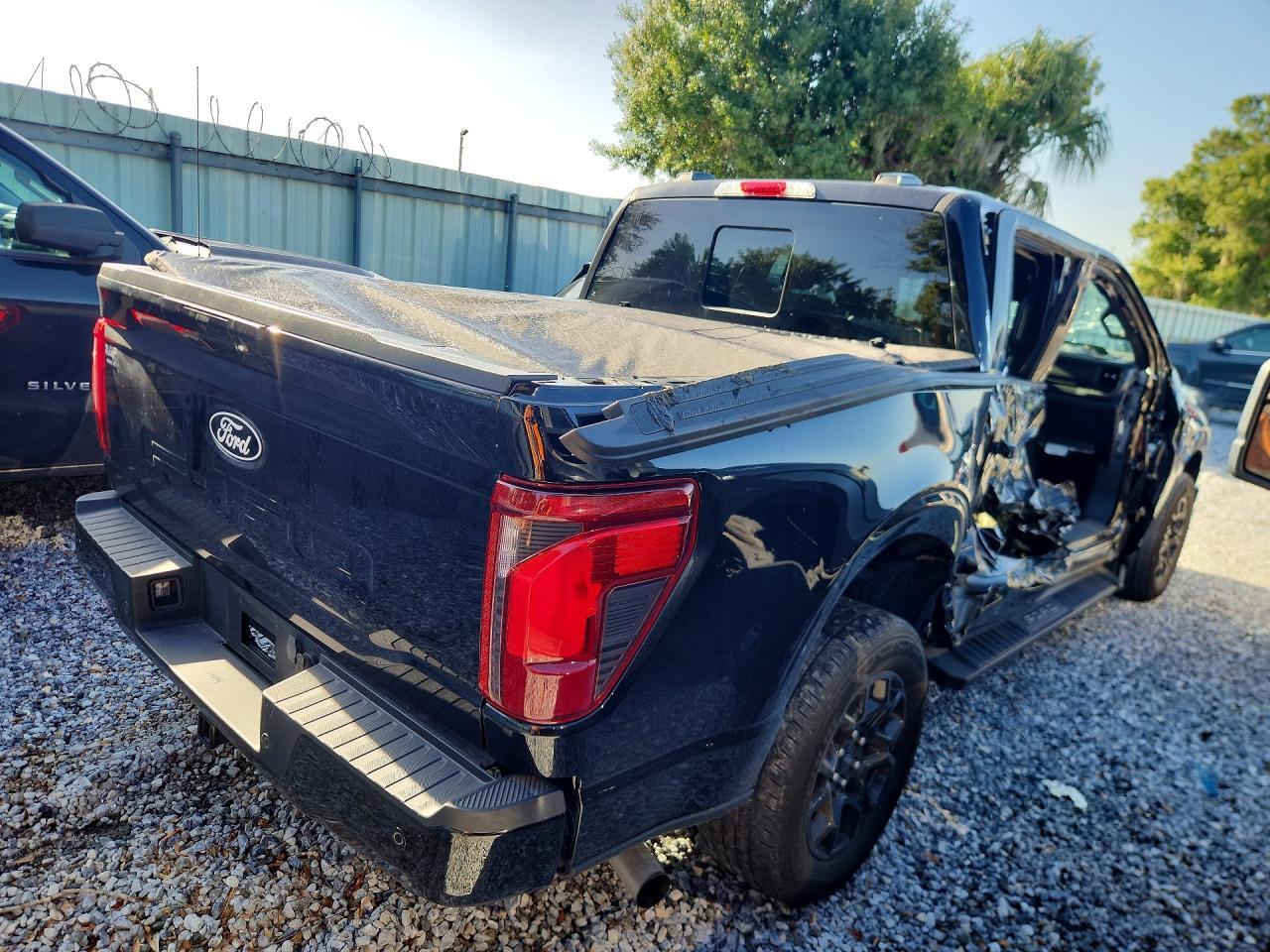 2024 FORD F150 XLT — Фото 3 из 12