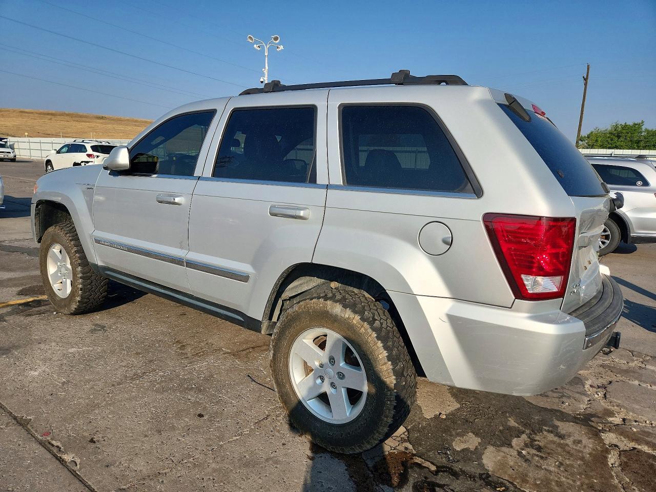 2008 JEEP GRAND CHEROKEE LIMITED — Фото 2 из 13
