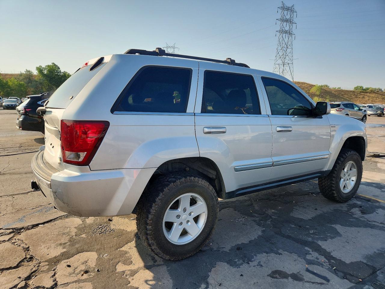 2008 JEEP GRAND CHEROKEE LIMITED — Фото 3 из 13
