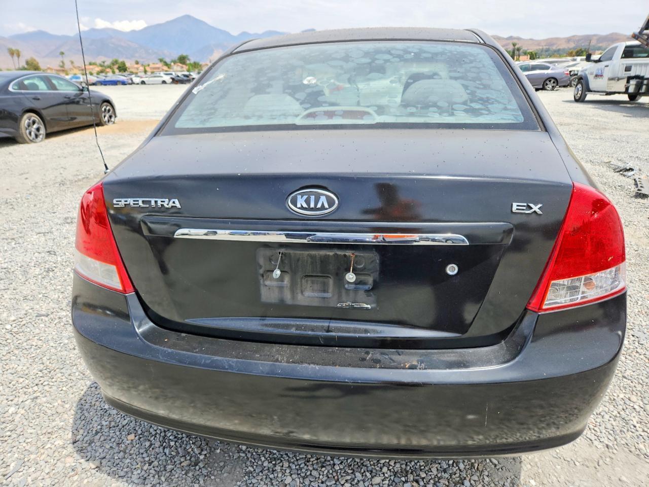 2008 KIA SPECTRA LX — Фото 6 из 12