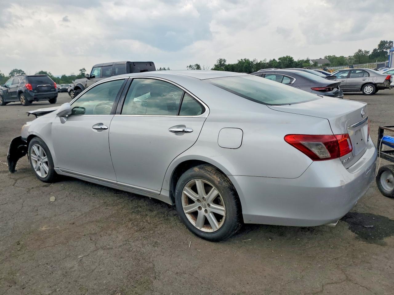 2008 LEXUS ES 350 — Фото 2 из 12