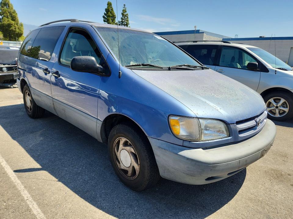 1998 TOYOTA SIENNA LE — Фото 4 из 12