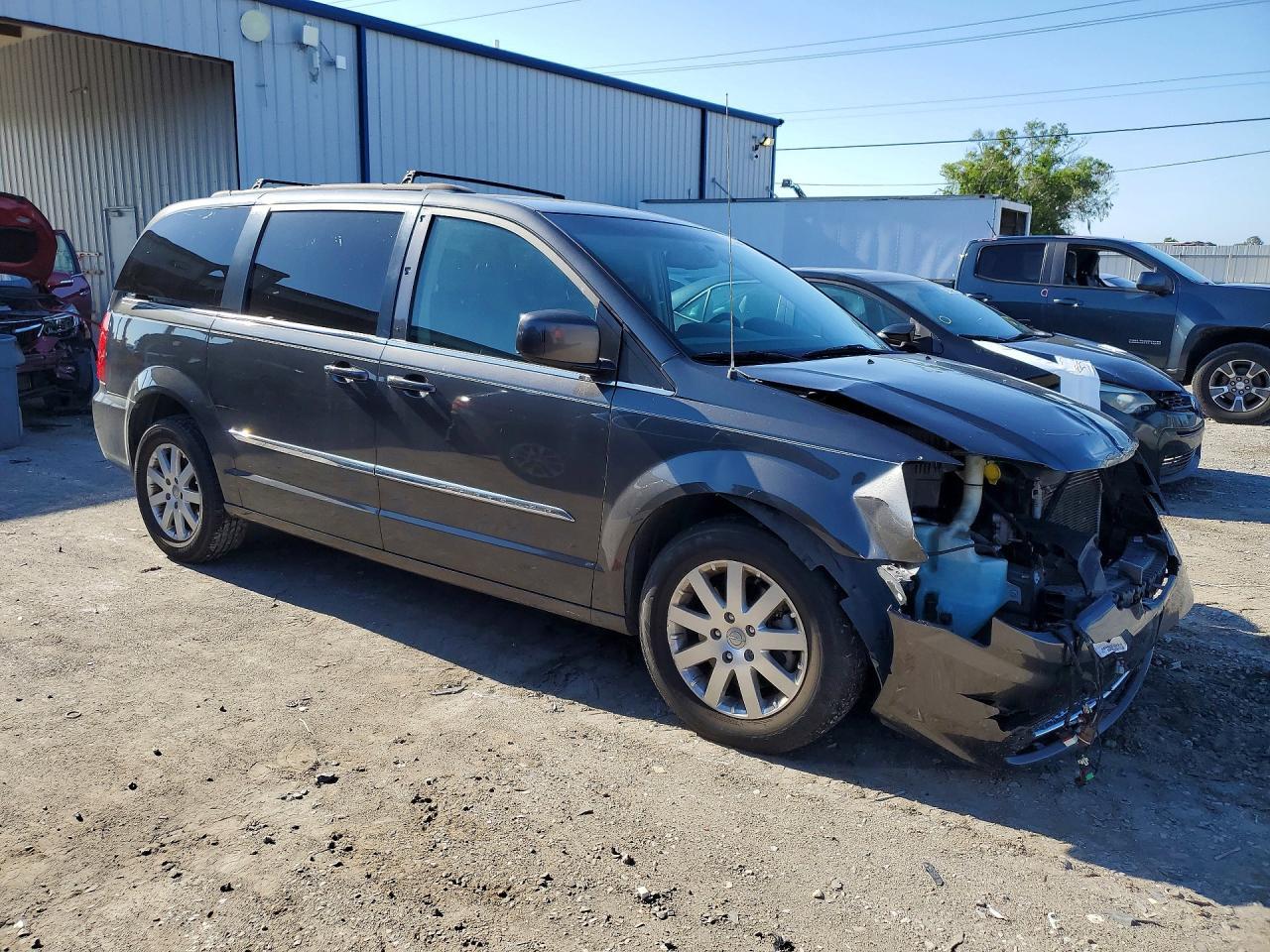 2016 CHRYSLER TOWN & COUNTRY TOURING — Фото 4 из 14