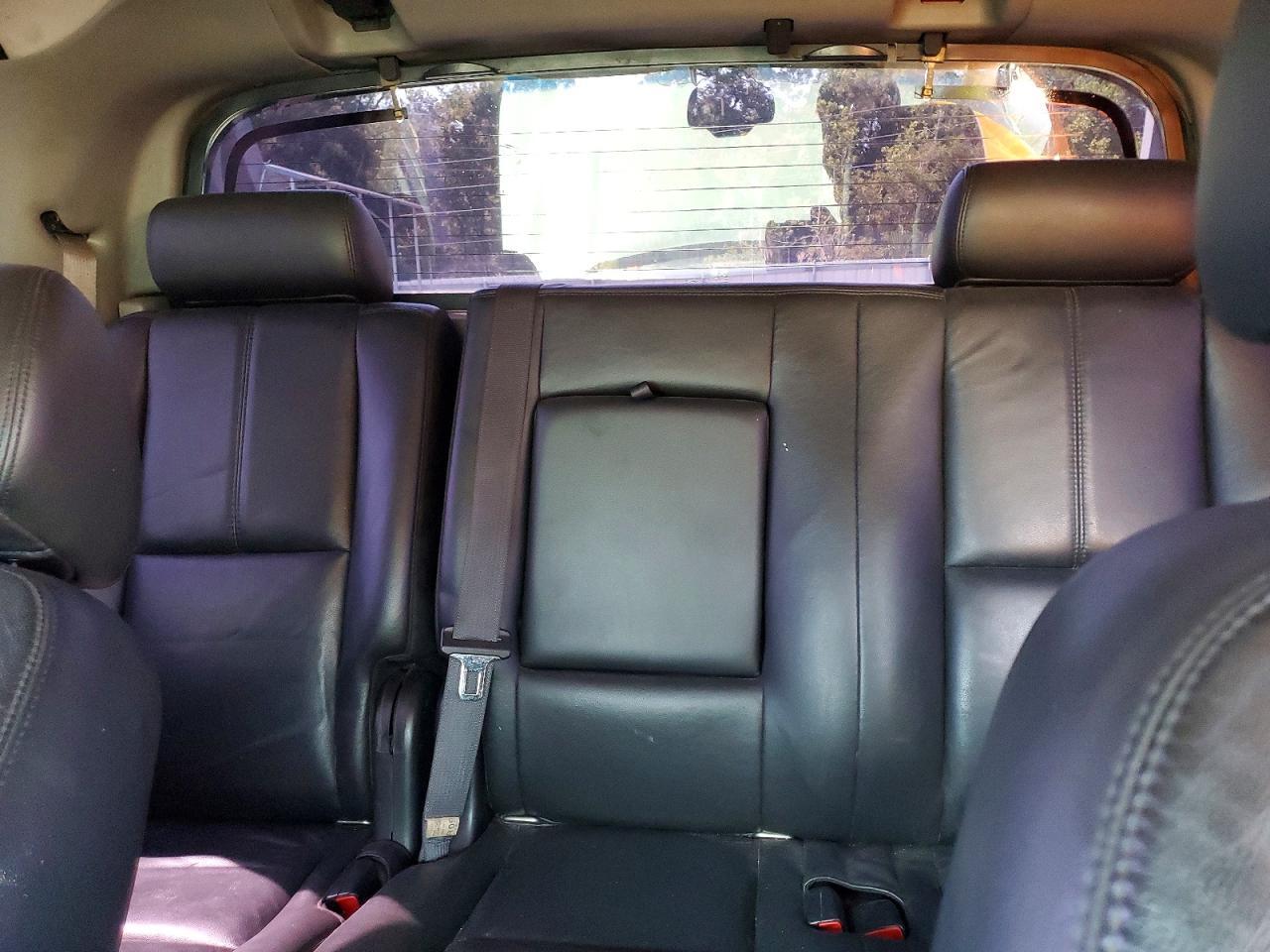 2005 CHEVROLET AVALANCHE C1500 — Фото 10 из 13