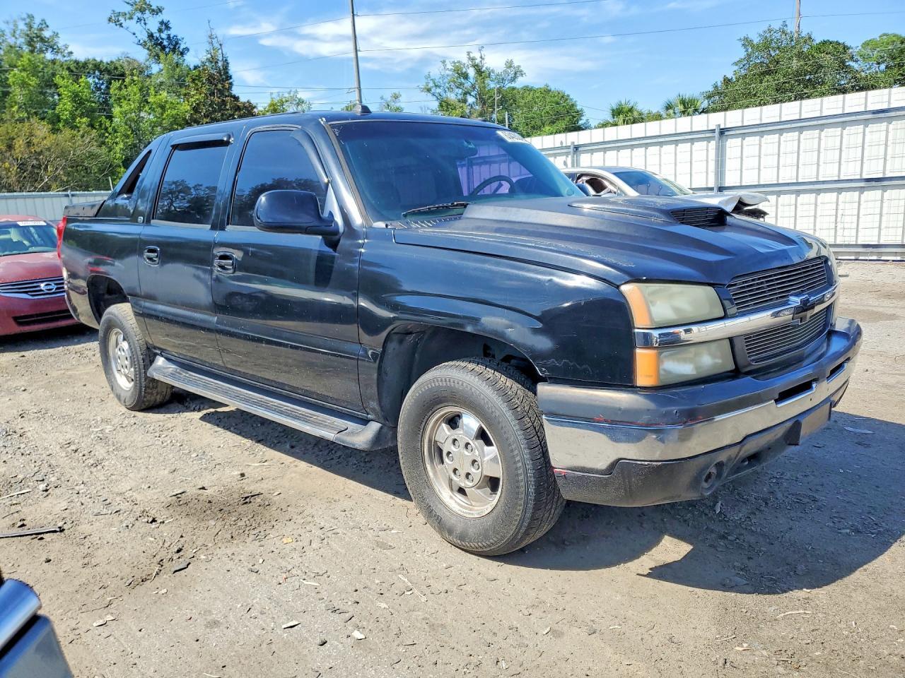 2005 CHEVROLET AVALANCHE C1500 — Фото 4 из 13
