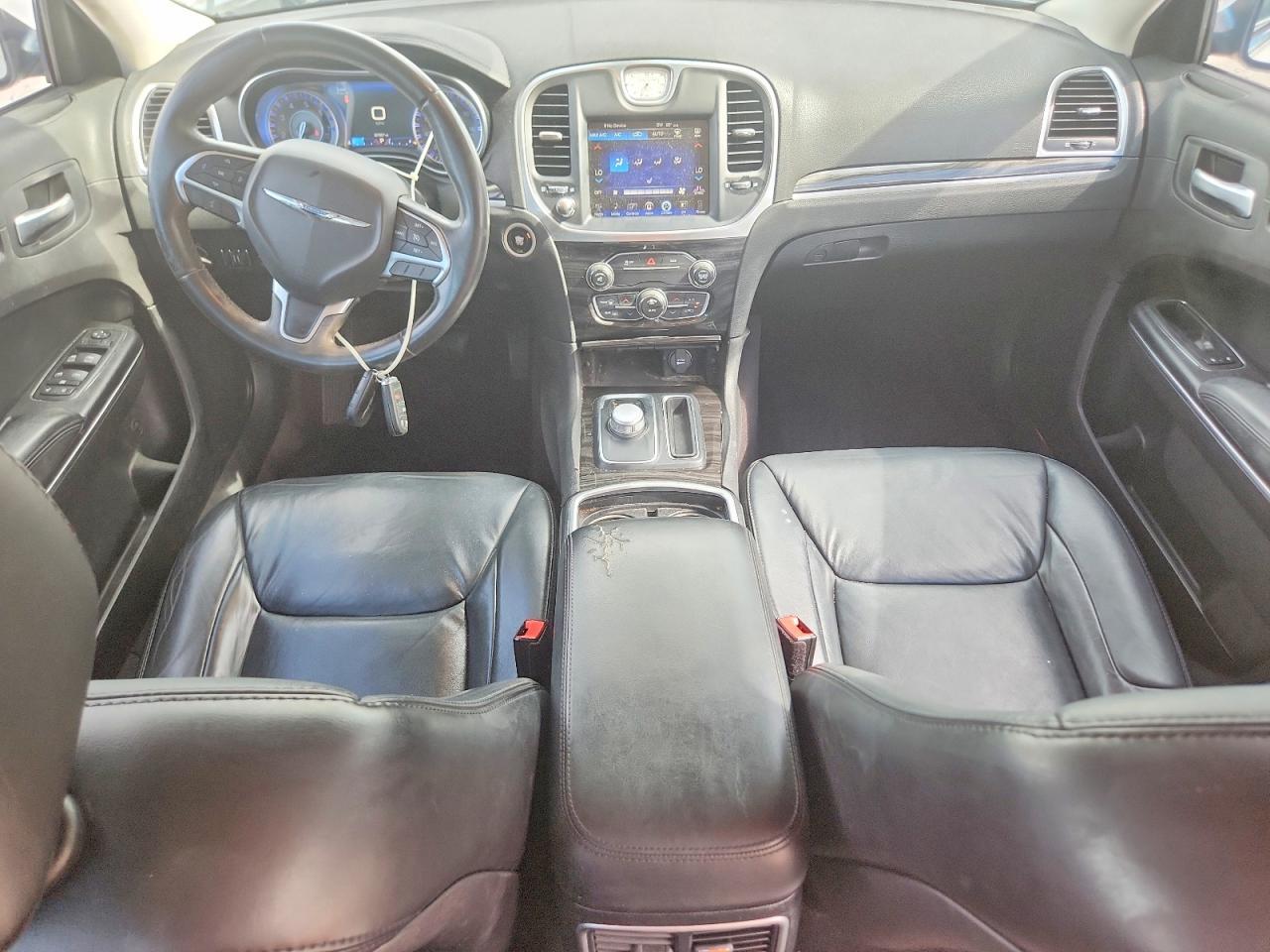 2C3CCAAG7GH328998 2016 CHRYSLER 300 photo no. 8