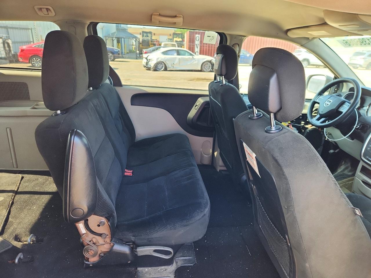 2016 DODGE GRAND CARAVAN SE — Фото 11 из 14