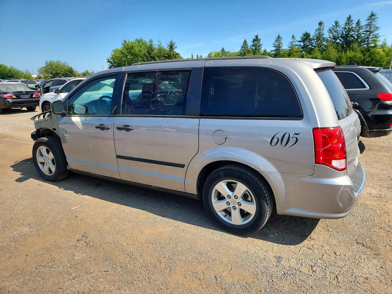2016 DODGE GRAND CARAVAN SE — Фото 2 из 14
