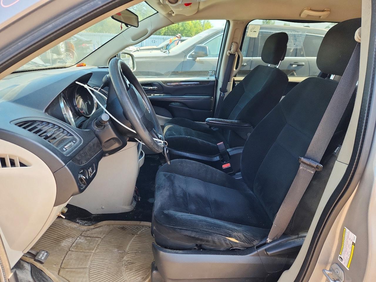 2016 DODGE GRAND CARAVAN SE — Фото 7 из 14