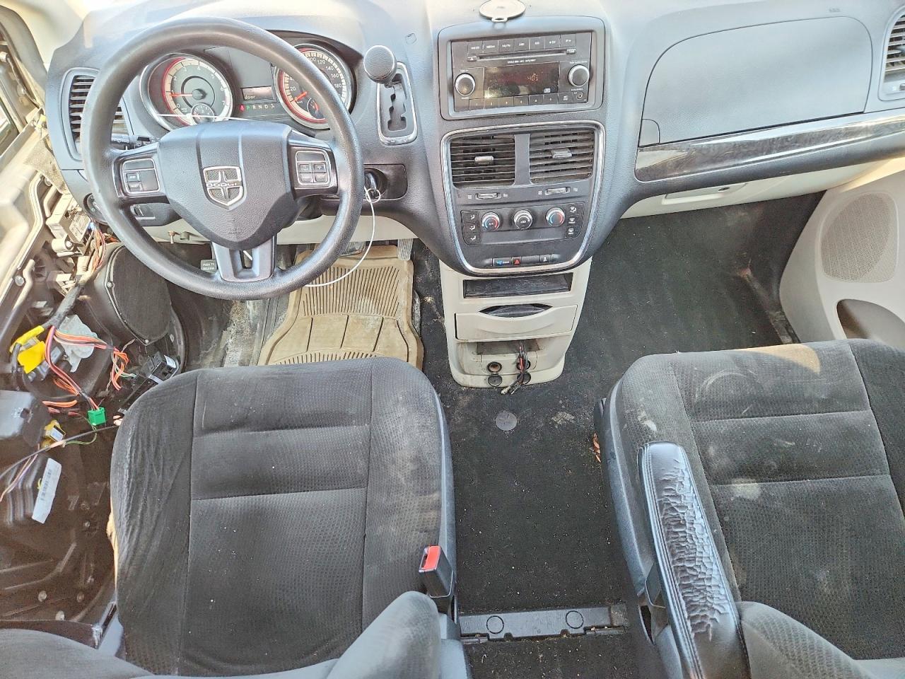 2016 DODGE GRAND CARAVAN SE — Фото 8 из 14