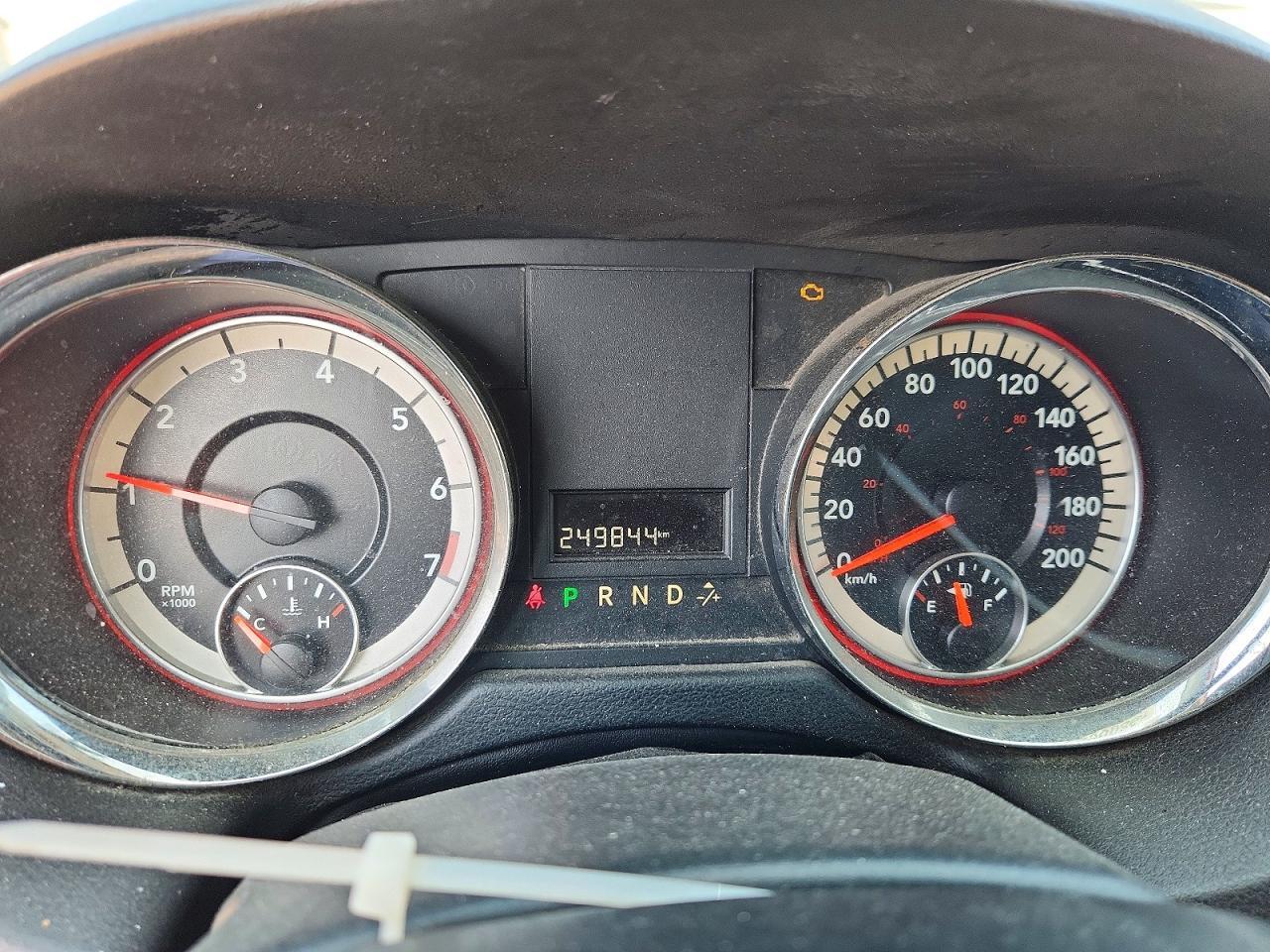 2016 DODGE GRAND CARAVAN SE — Фото 9 из 14