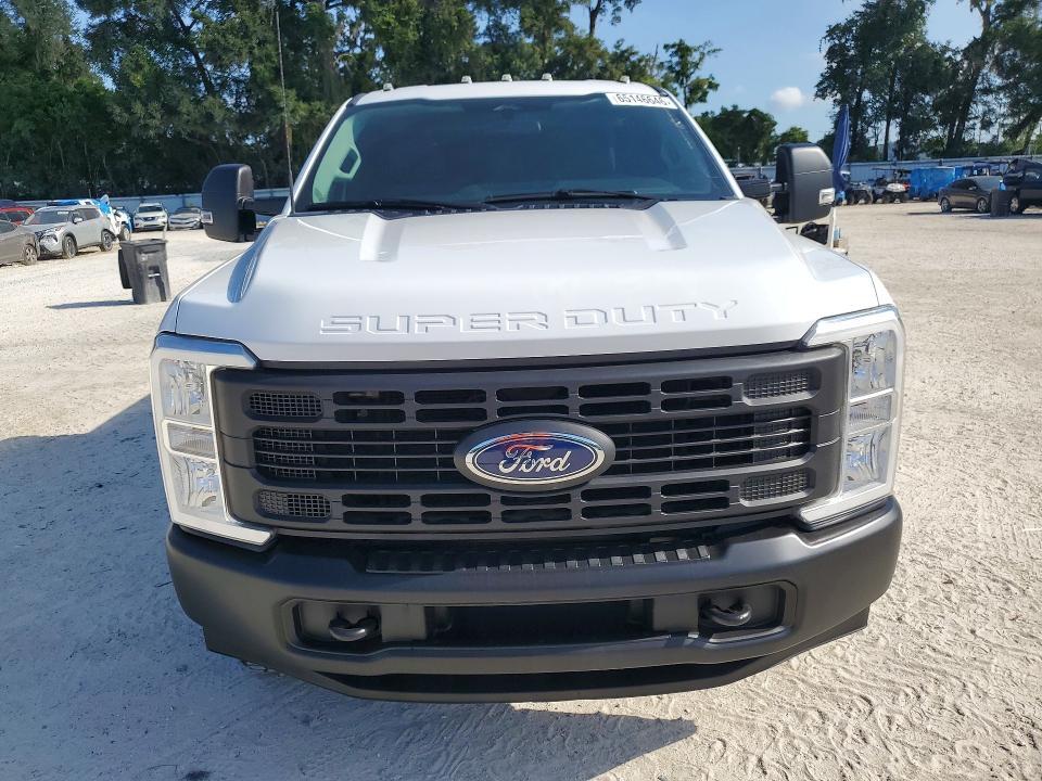 2024 FORD F350 SUPER DUTY — Фото 5 из 12