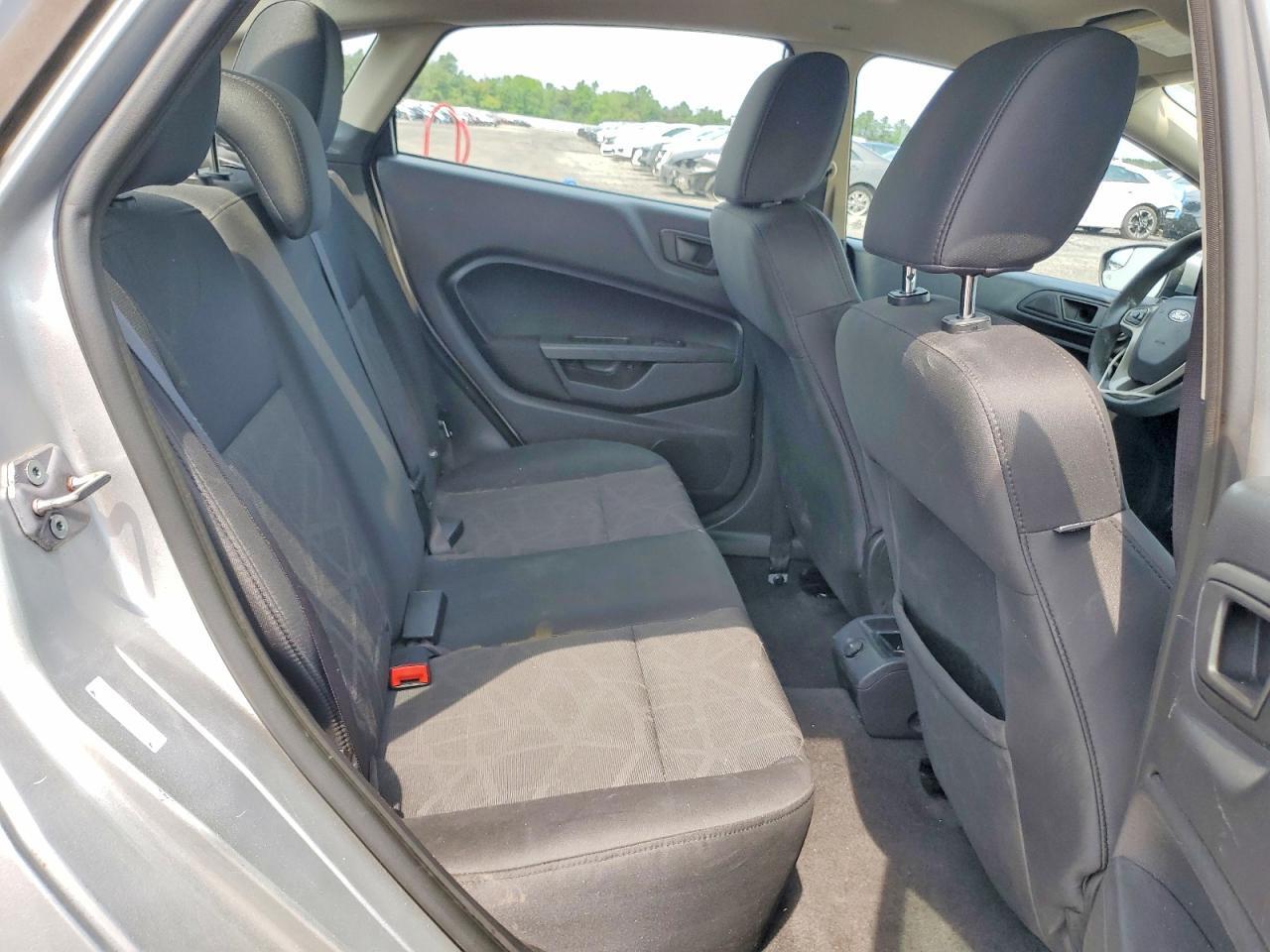 2012 FORD FIESTA SE — Фото 10 из 12