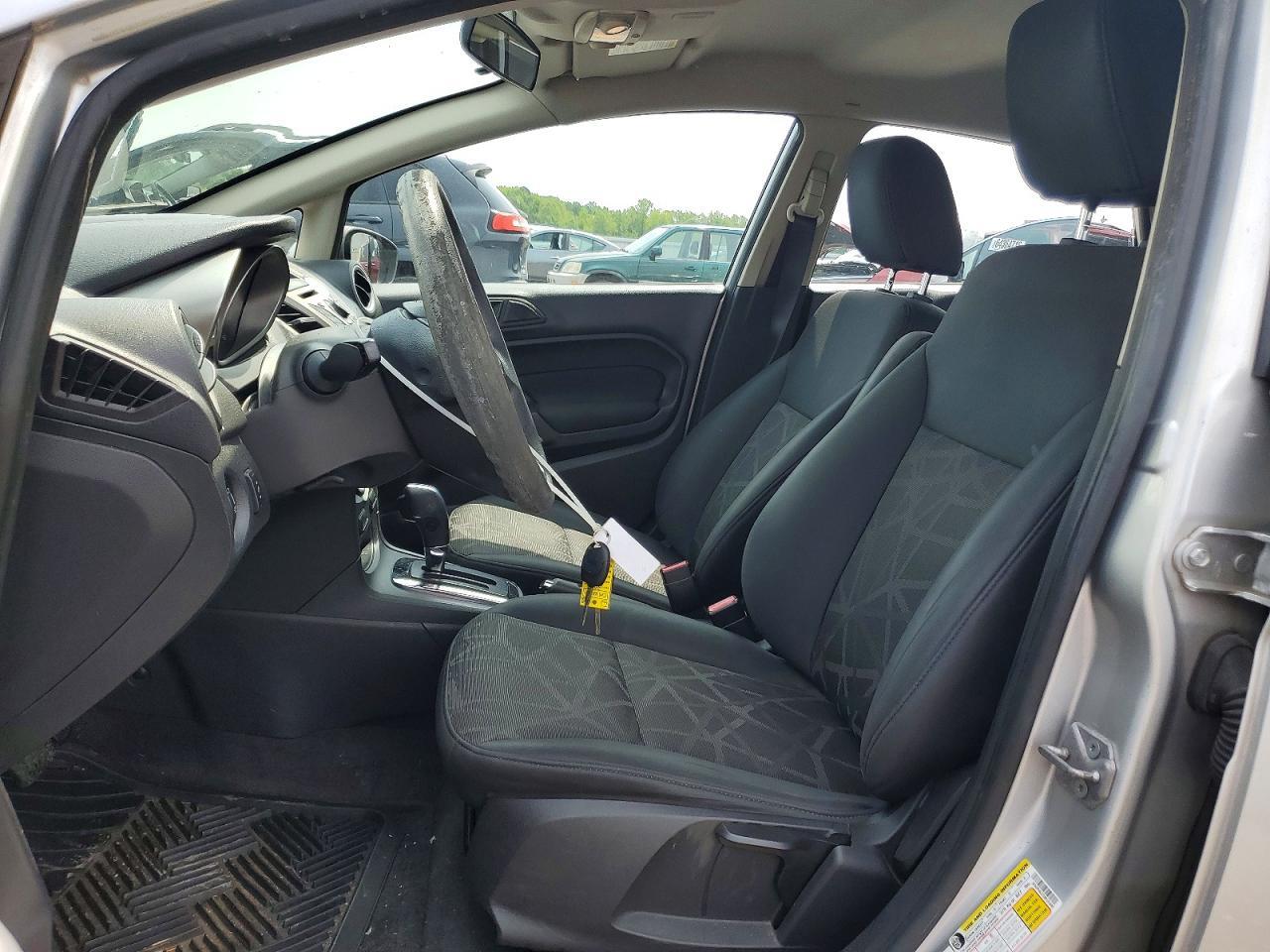 2012 FORD FIESTA SE — Фото 7 из 12