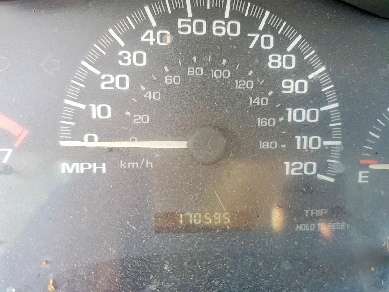 2005 CHEVROLET CLASSIC — Фото 9 из 12