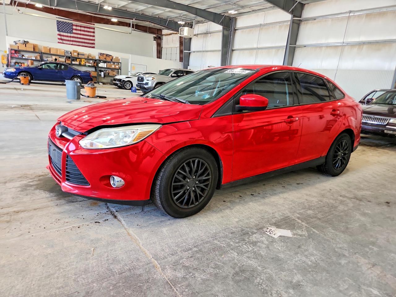 1FAHP3F26CL174835 2012 FORD FOCUS photo no. 1