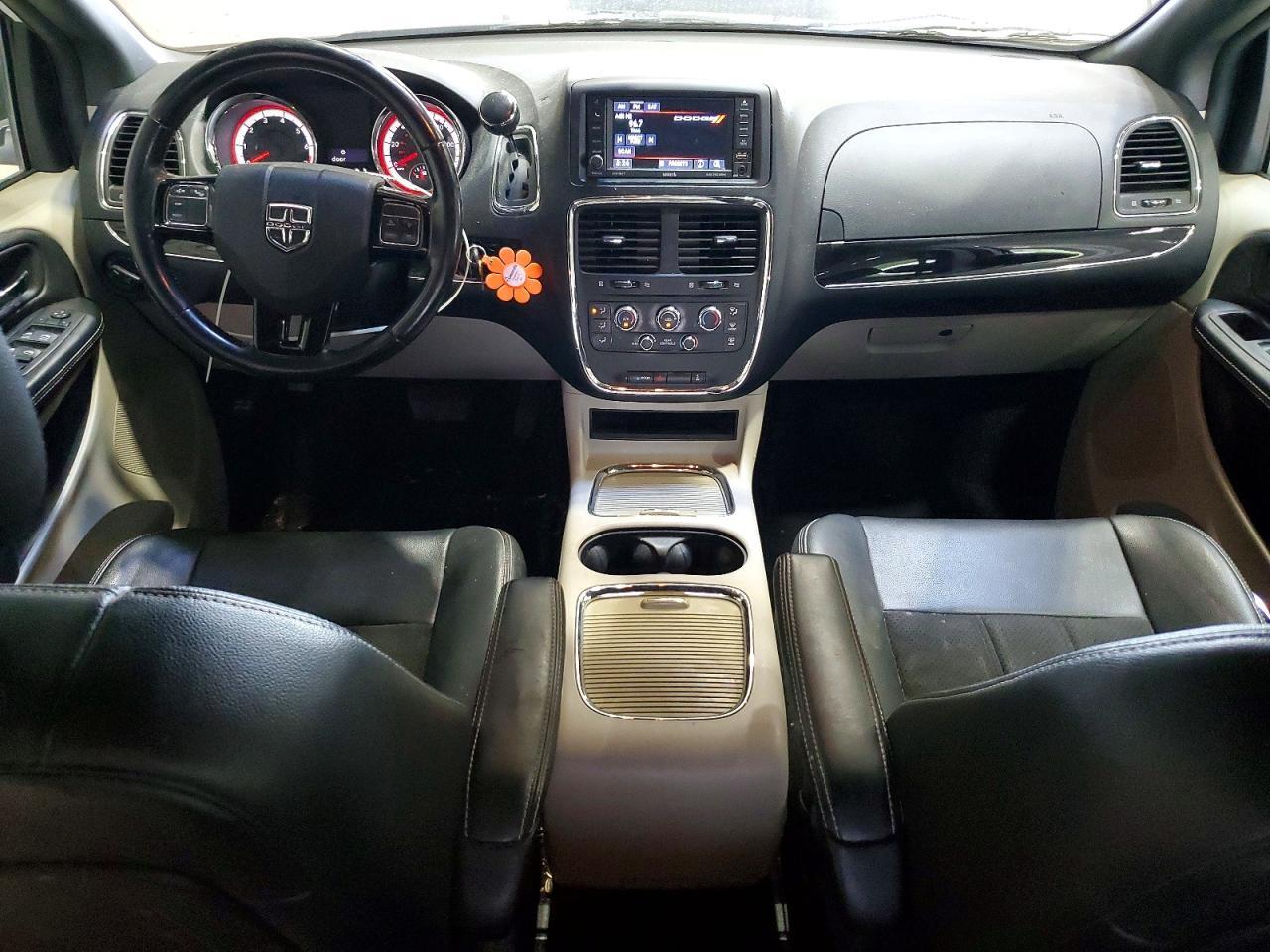 2020 DODGE GRAND CARAVAN SXT — Фото 8 из 13
