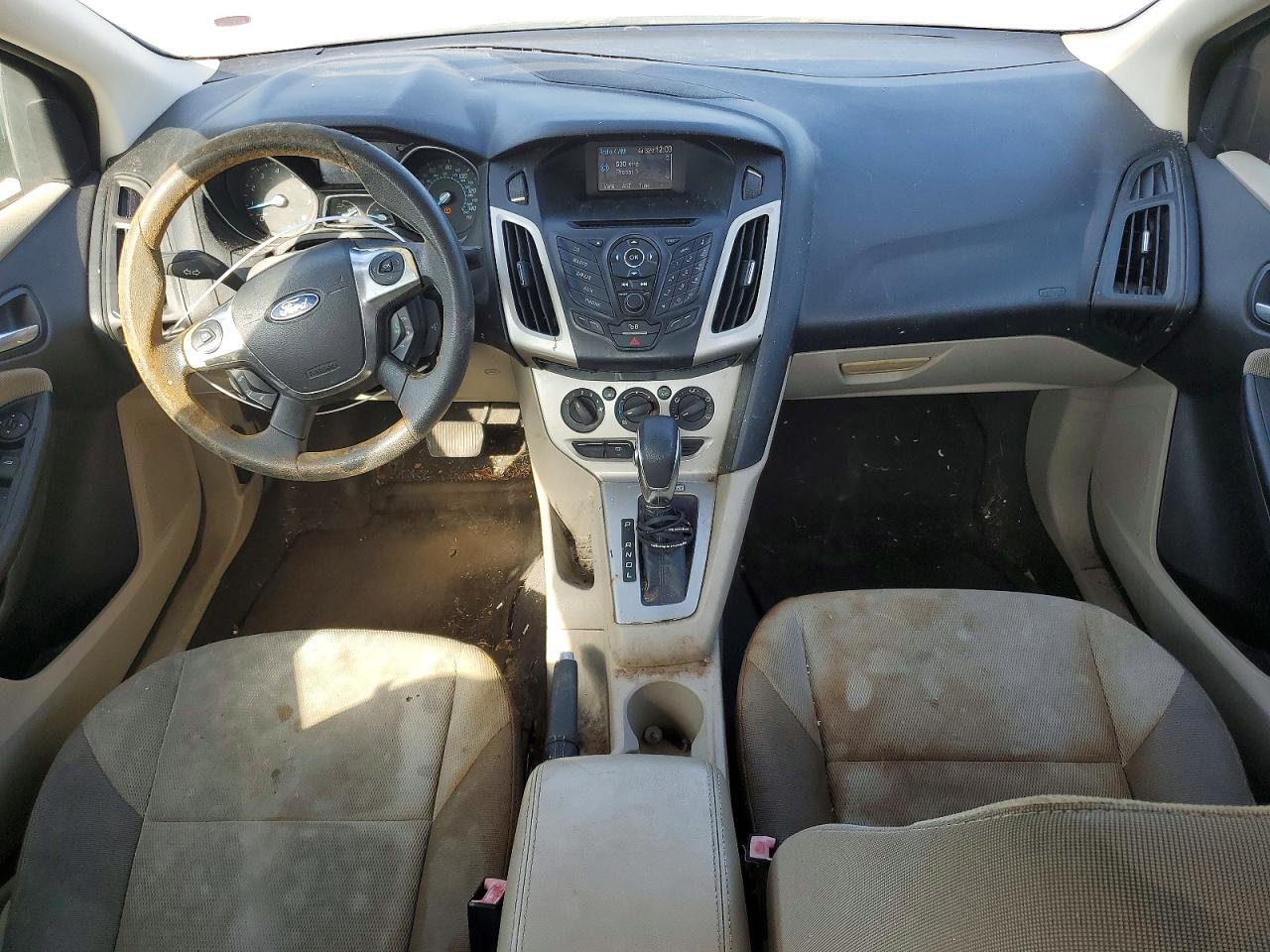 2012 FORD FOCUS SE — Фото 8 из 12