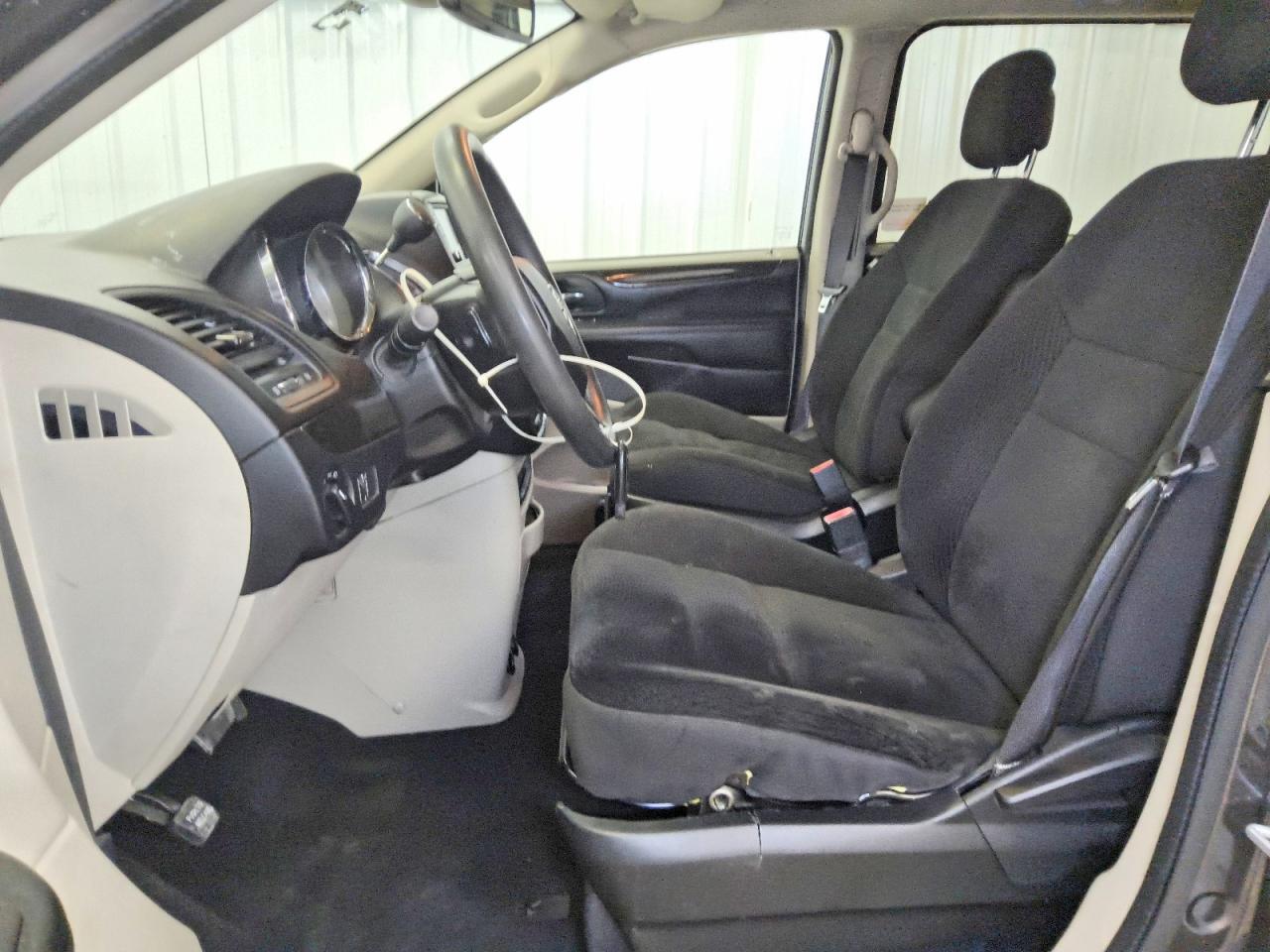 2020 DODGE GRAND CARAVAN SE — Фото 7 из 13