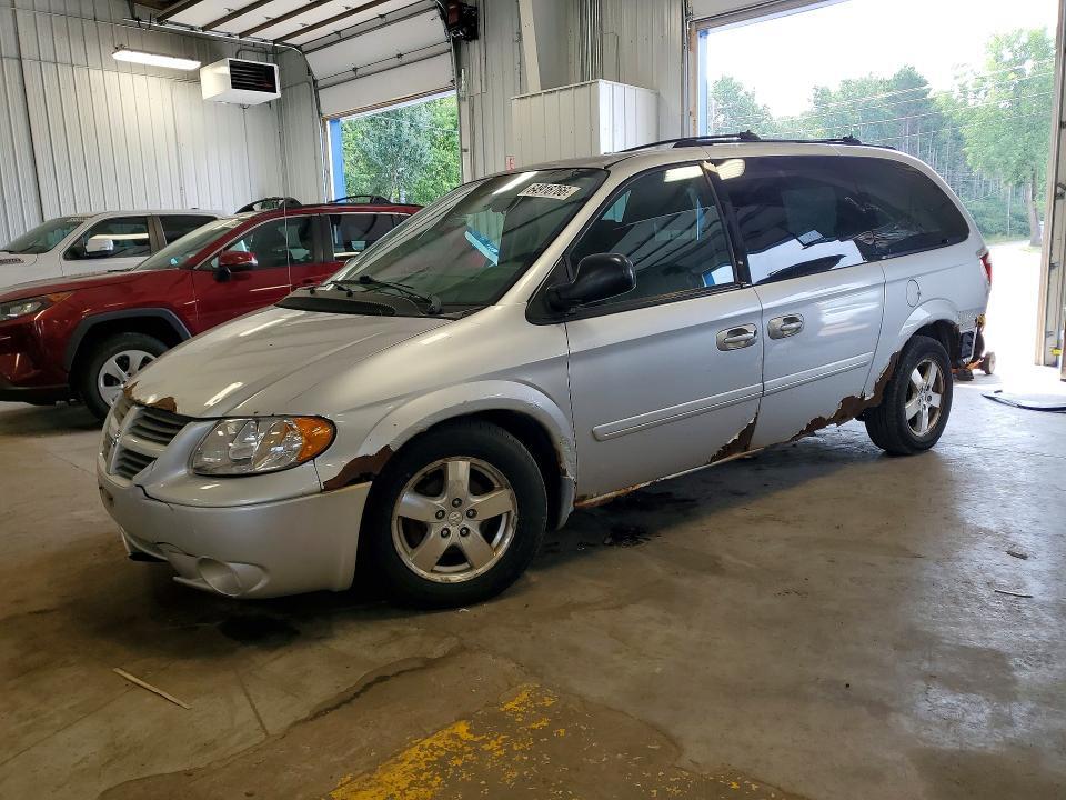 2005 DODGE GRAND CARAVAN 2D4GP44L15R389544