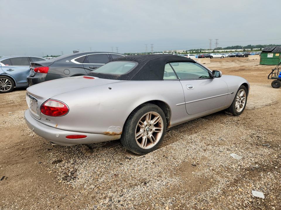 2001 JAGUAR XK8 — Фото 3 из 12
