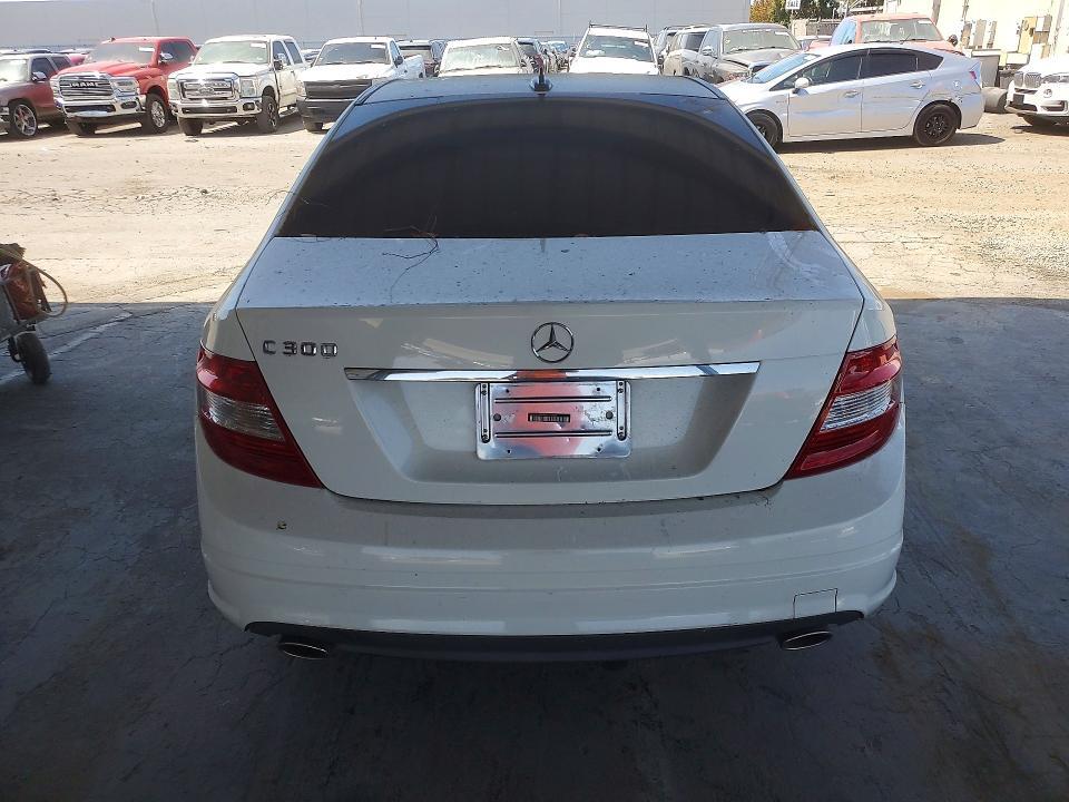2008 MERCEDES-BENZ C 300 — Фото 6 из 12