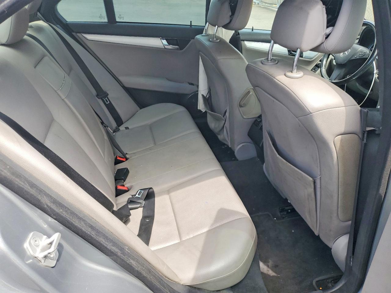 2008 MERCEDES-BENZ C 300 — Фото 10 из 12